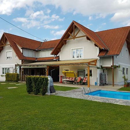 Pension Altmann Sankt Magdalena Esterno foto