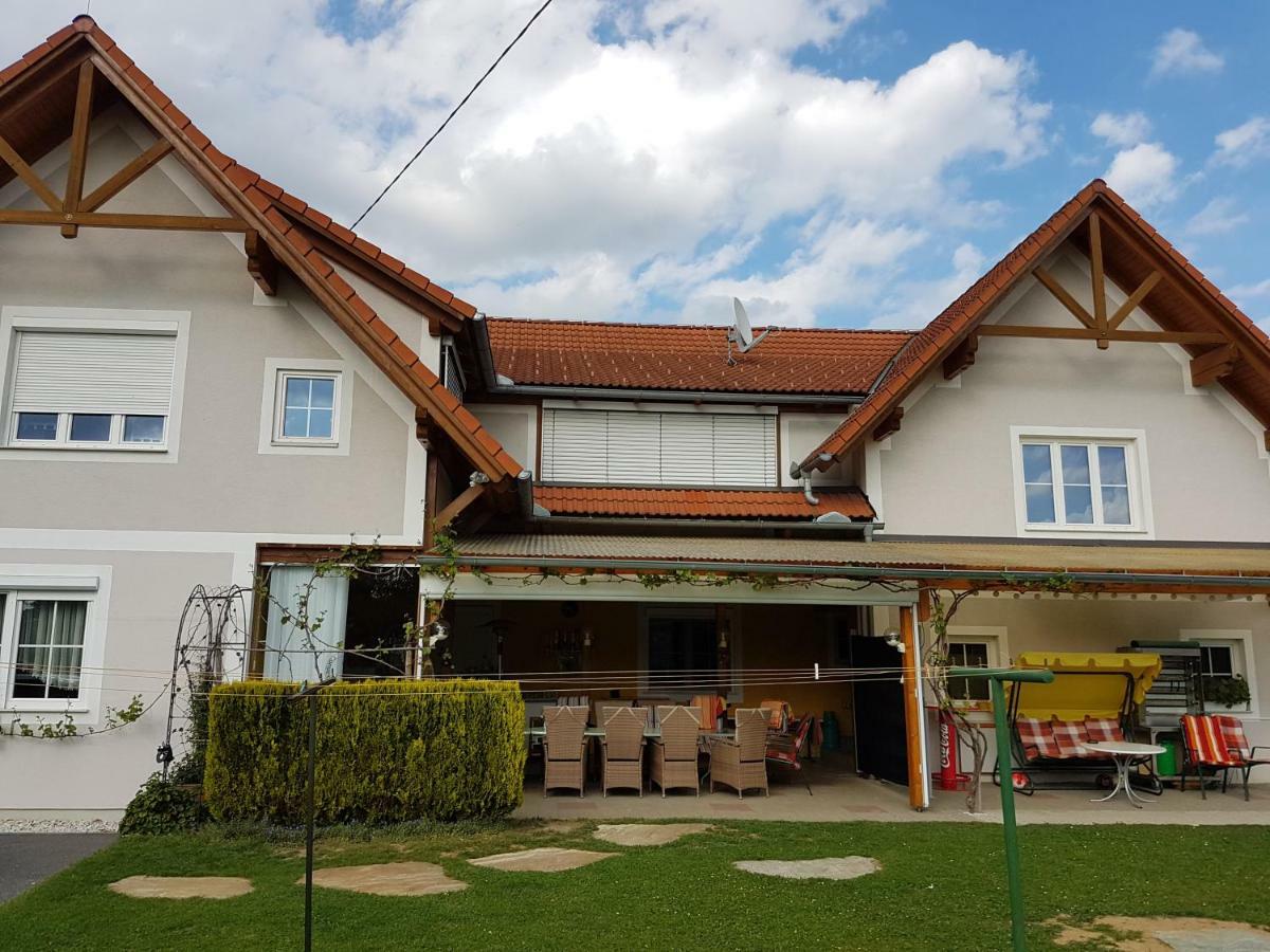 Pension Altmann Sankt Magdalena Esterno foto